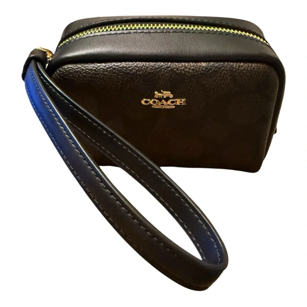 Coach Pouch Wristlet Signature - Picture 6 of 9